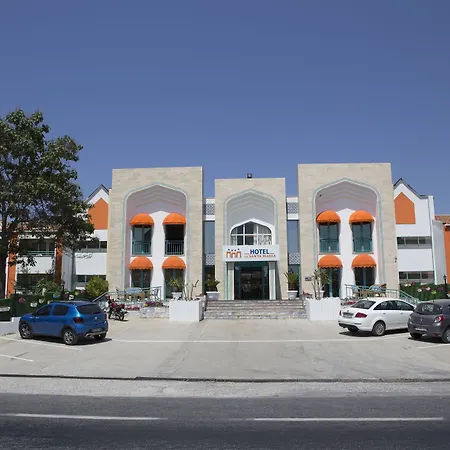 Hotel La Santa Maria 4*