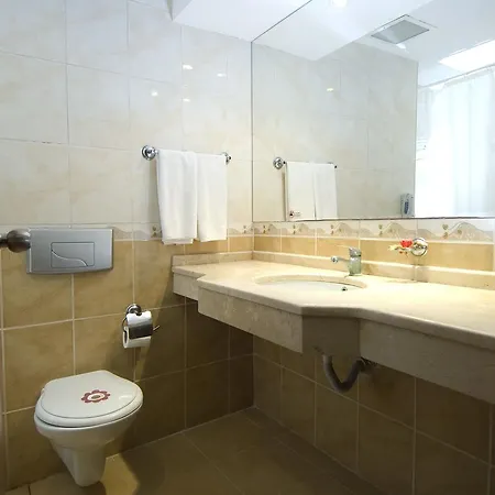 La Santa Maria 4* Κουσάντασι